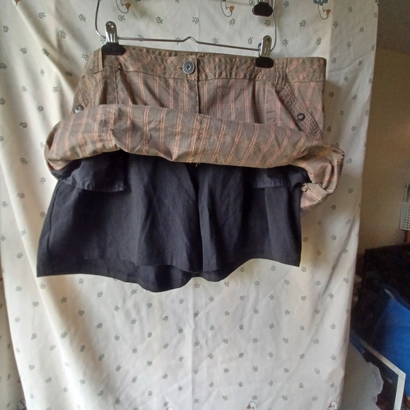 Addition Elle Grey/Brown Plaid Skort - Picture 3 of 7